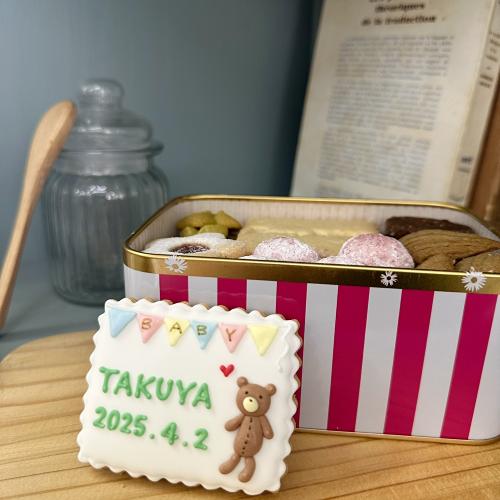 【名入れアイシングクッキー　ベイビー】BerryDECO オリジナルクッキー缶　